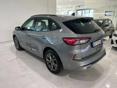 Ford Kuga 2.5 Plug In Hybrid 225 CV CVT 2WD ST-Line (2)
