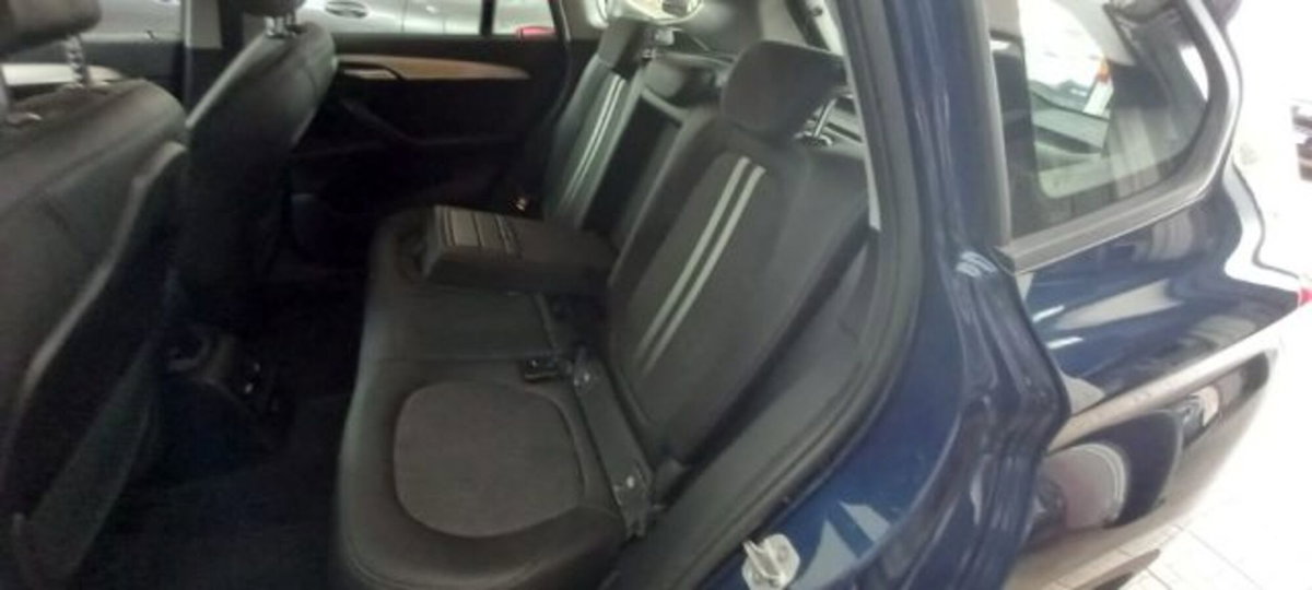 BMW X1 sDrive20d Business Advantage (10)
