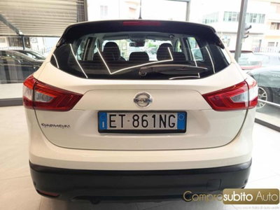 Nissan Qashqai 1.2 DIG-T Visia (5)