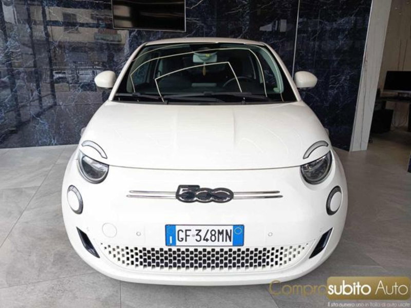 Fiat 500e La Prima Berlina 42 kWh