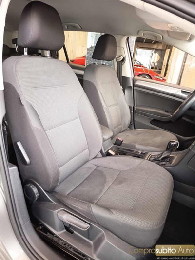 Volkswagen Golf Variant 1.6 TDI 110 CV DSG Business BlueMotion Tech. (12)