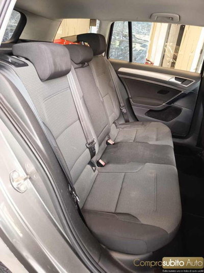 Volkswagen Golf Variant 1.6 TDI 110 CV DSG Business BlueMotion Tech. (14)