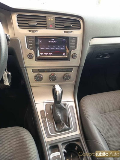 Volkswagen Golf Variant 1.6 TDI 110 CV DSG Business BlueMotion Tech. (19)