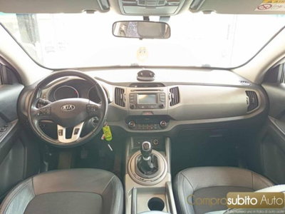 Kia Sportage 1.7 CRDI VGT 2WD high tech (10)