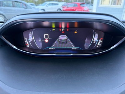Peugeot 3008 BlueHDi 130 S&S Allure (16)