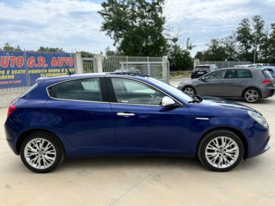 Alfa Romeo Giulietta 2.0 JTDm Super 150cv (5)