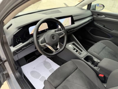Volkswagen Golf Variant 2.0 TDI 150 CV DSG SCR 4Motion Style (17)