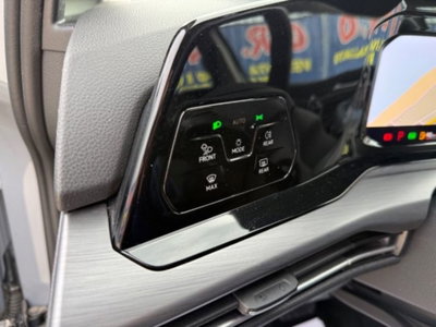 Volkswagen Golf Variant 2.0 TDI 150 CV DSG SCR 4Motion Style (18)
