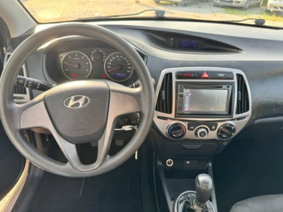 Hyundai i20 1.1 CRDi 5p. Sound Edition (10)