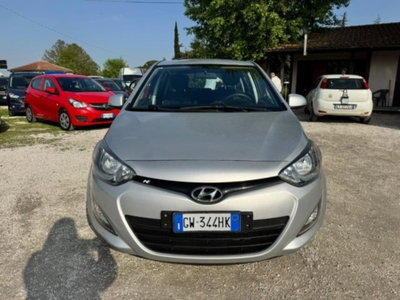 Hyundai i20 1.1 CRDi 5p. Sound Edition (11)