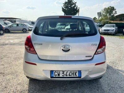 Hyundai i20 1.1 CRDi 5p. Sound Edition (4)