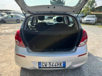 Hyundai i20 1.1 CRDi 5p. Sound Edition (8)