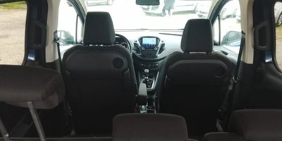 Ford Tourneo Courier 1.5 TDCI 100 CV Plus (11)