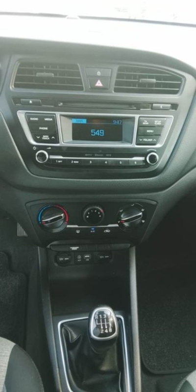 Hyundai i20 1.1 CRDi 12V 5 porte Go! Plus (11)