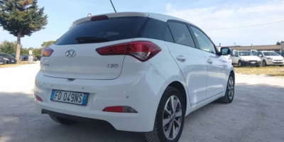 Hyundai i20 1.1 CRDi 12V 5 porte Go! Plus (3)