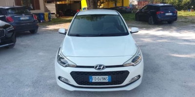 Hyundai i20 1.1 CRDi 12V 5 porte Go! Plus (8)