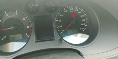 SEAT Ibiza 1.4 16V 5p. Signo (7)