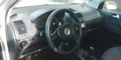 Volkswagen Polo 1.4 16V 5p. Comfortline (7)