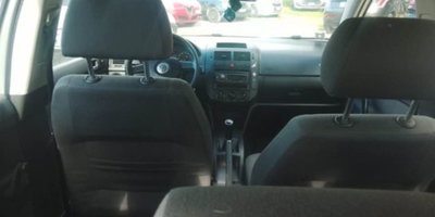 Volkswagen Polo 1.4 16V 5p. Comfortline (8)
