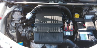 Lancia Ypsilon 1.4 Unyca Ecochic GPL (13)