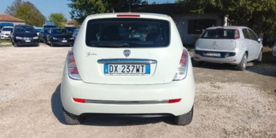 Lancia Ypsilon 1.4 Unyca Ecochic GPL (4)