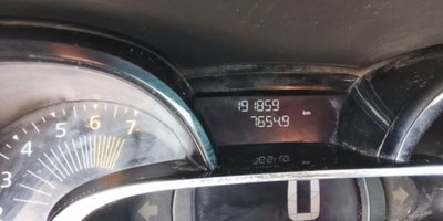 Renault Clio 1.2 75CV 5 porte Costume National (12)