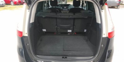 Renault Scenic E-Tech Electric 1.5 dCi 110CV Dynamique (15)