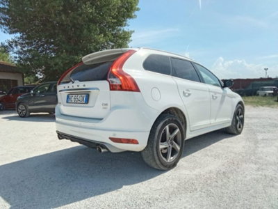 Volvo XC60 D5 AWD Geartronic R-design Kinetic (13)