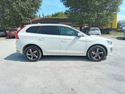 Volvo XC60 D5 AWD Geartronic R-design Kinetic (14)