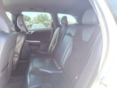 Volvo XC60 D5 AWD Geartronic R-design Kinetic (7)