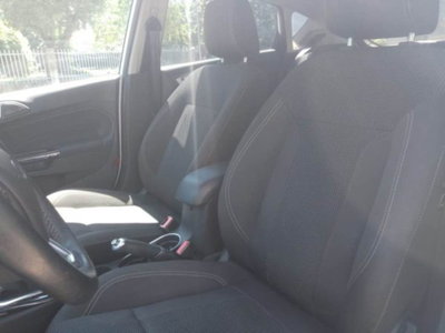 Ford Fiesta 1.4 5p. Bz.- GPL Titanium (9)