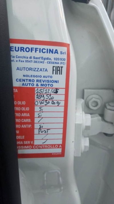 Fiat 500L 0.9 TwinAir Turbo Natural Power Lounge (15)