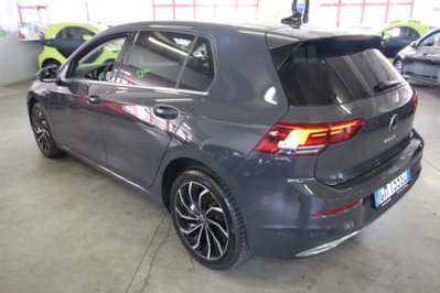 Volkswagen Golf 1.5 eTSI 130 CV EVO ACT DSG Style (4)