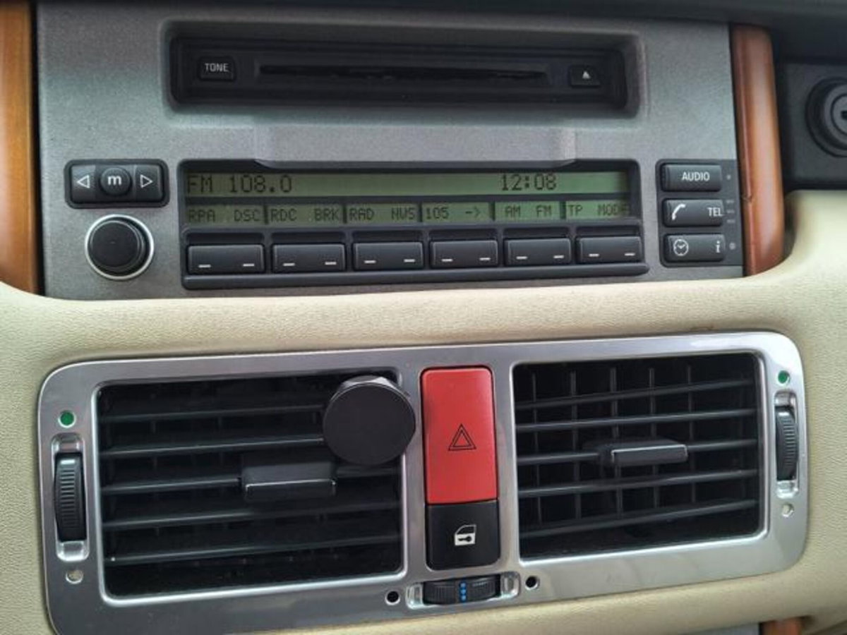 Land Rover Range Rover 4.4 V8 32V Vogue Legno (13)