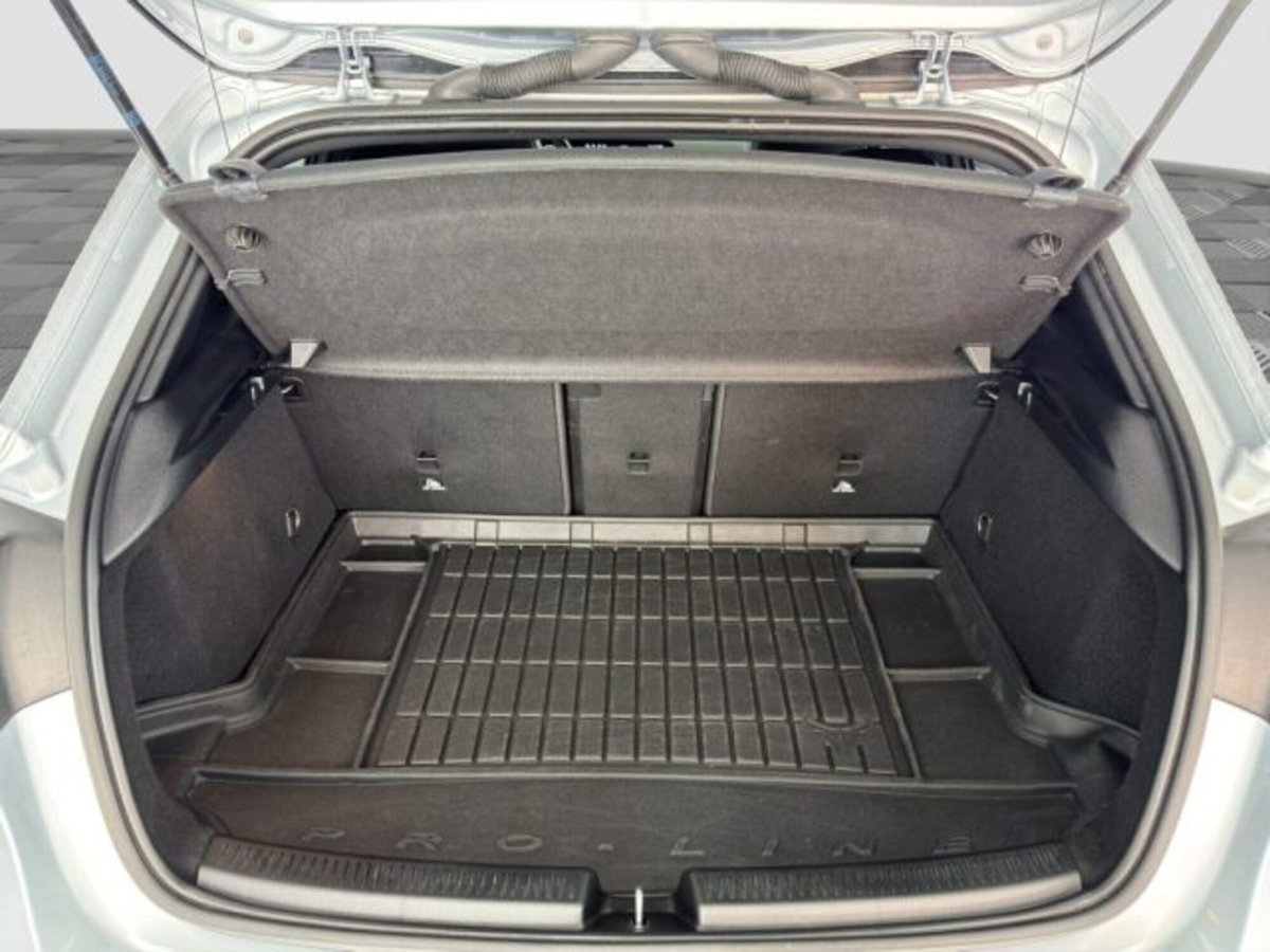 Mercedes-Benz Classe A 200 d AMG Line Premium Plus auto (14)