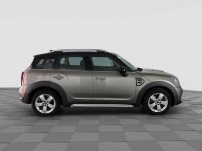 MINI Mini Countryman 2.0 Cooper D Essential Countryman (6)