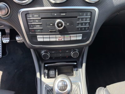 Mercedes-Benz Classe A 180 d Sport (18)