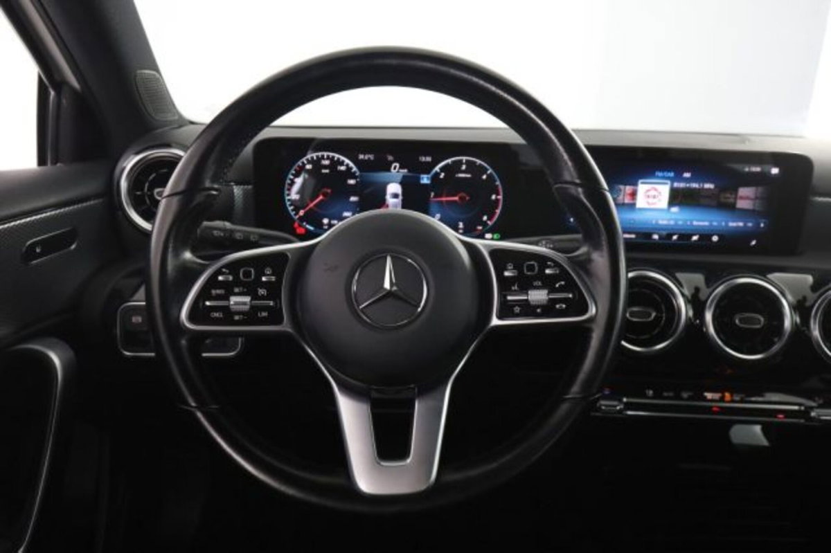 Mercedes-Benz Classe A 180 d Automatic Sport (5)