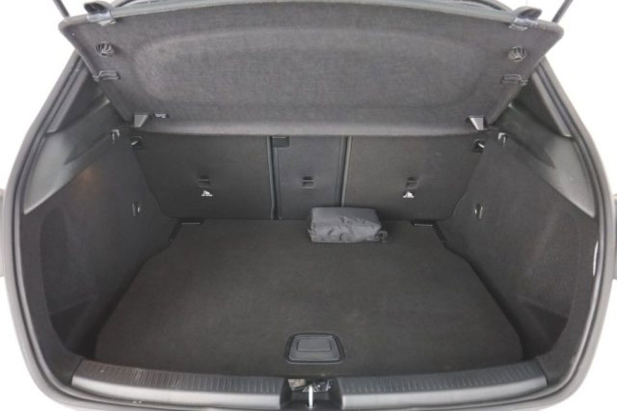 Mercedes-Benz Classe A 180 d Automatic Sport (6)