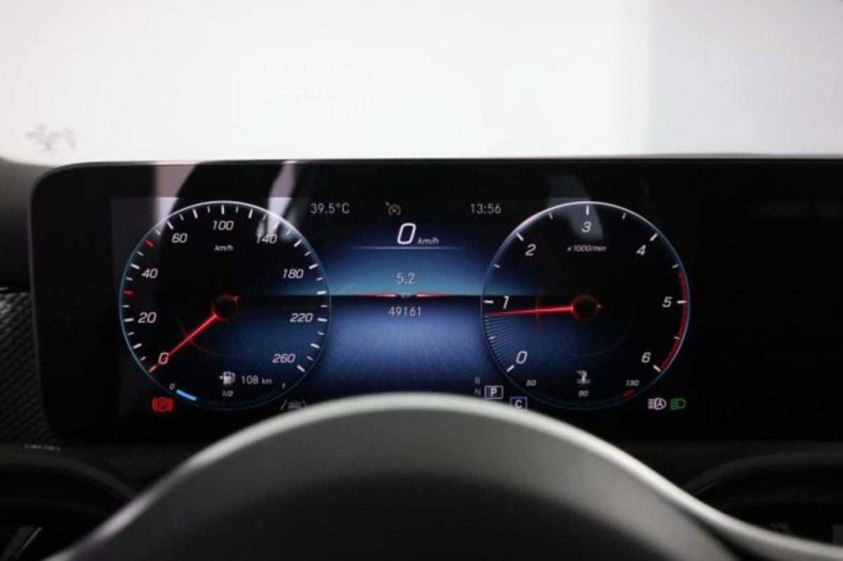 Mercedes-Benz Classe A 180 d Automatic Sport (7)