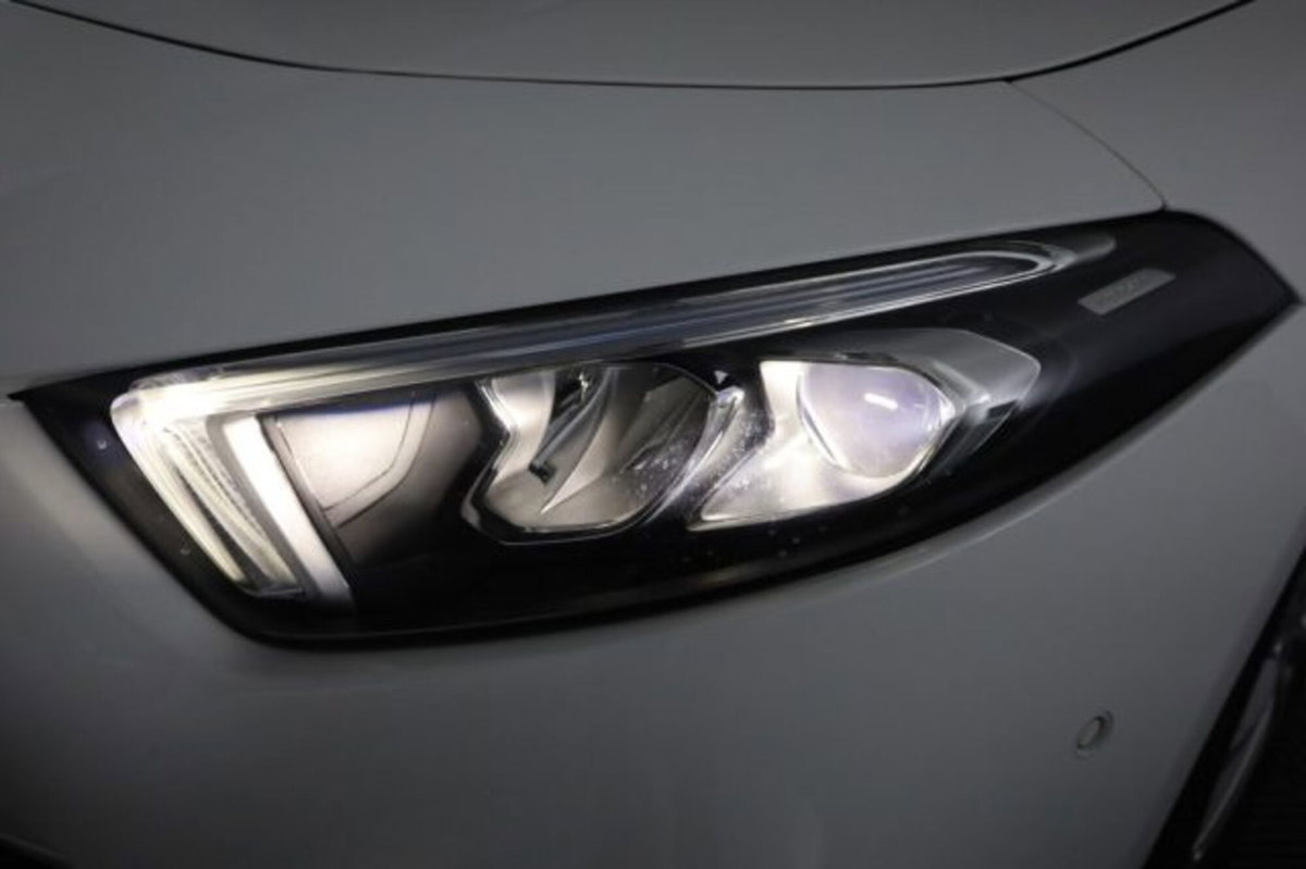 Mercedes-Benz Classe A 180 d Automatic Sport (9)