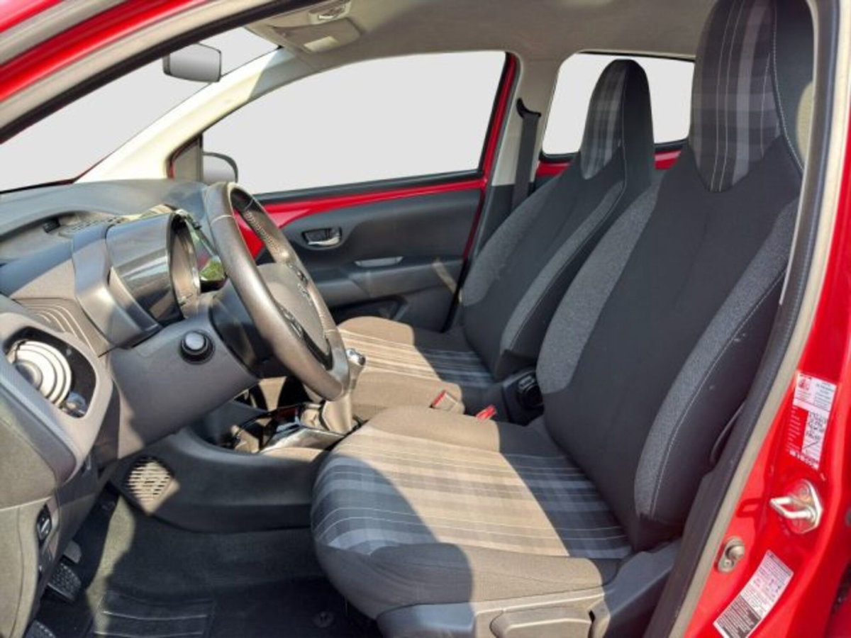 Peugeot 108 72 5 porte Allure (10)