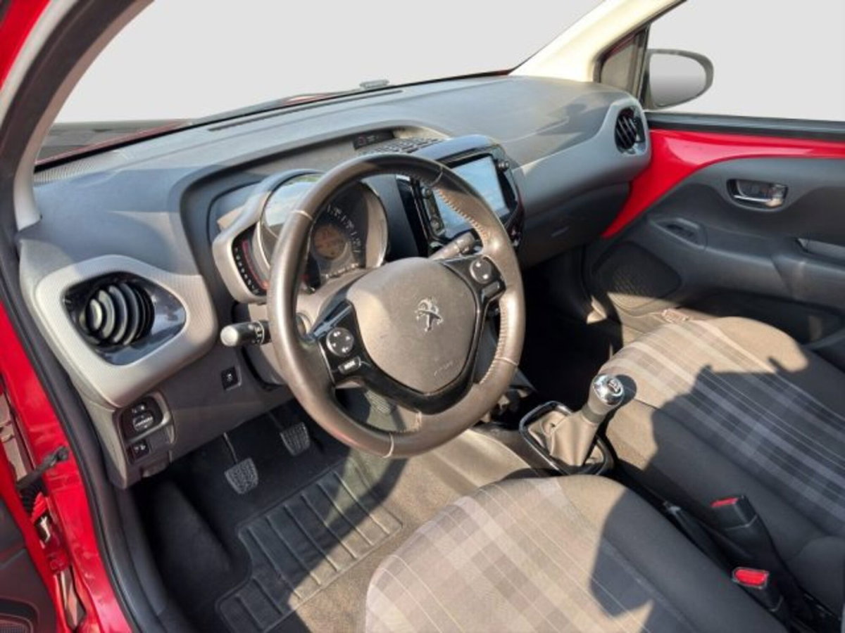Peugeot 108 72 5 porte Allure (9)