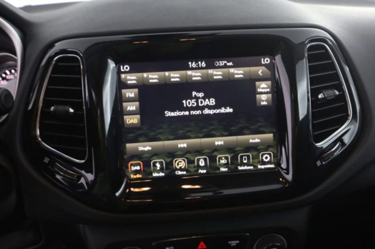 Jeep Compass 2.0 Multijet II aut. 4WD Longitude (11)