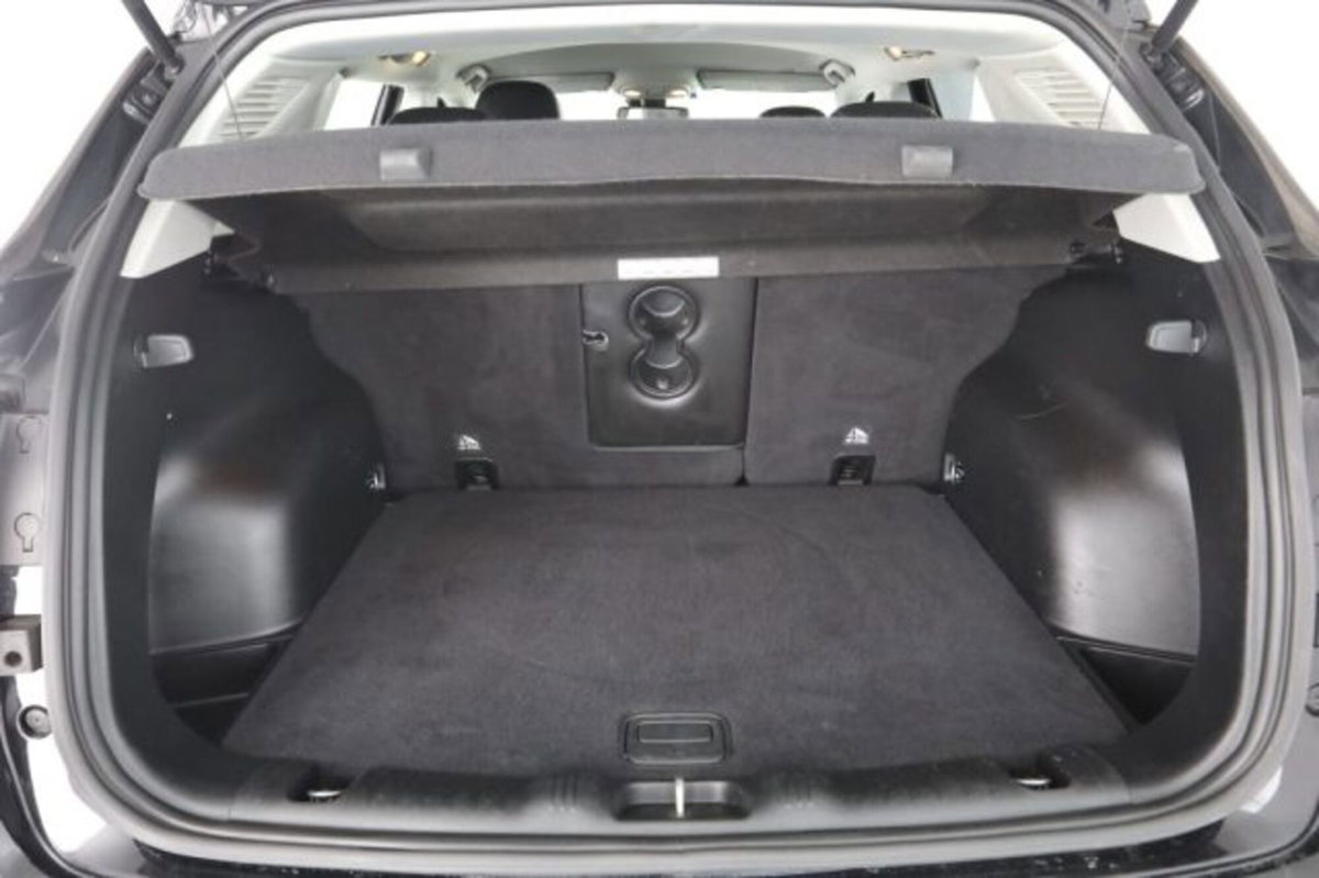 Jeep Compass 2.0 Multijet II aut. 4WD Longitude (6)