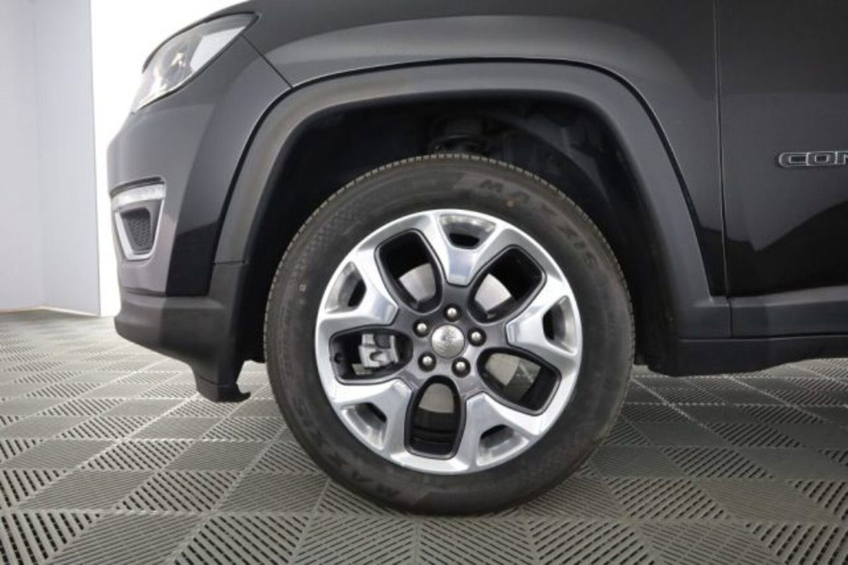 Jeep Compass 2.0 Multijet II aut. 4WD Longitude (8)