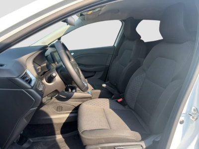 Renault Clio Full Hybrid E-Tech 145 CV 5 porte Evolution (10)