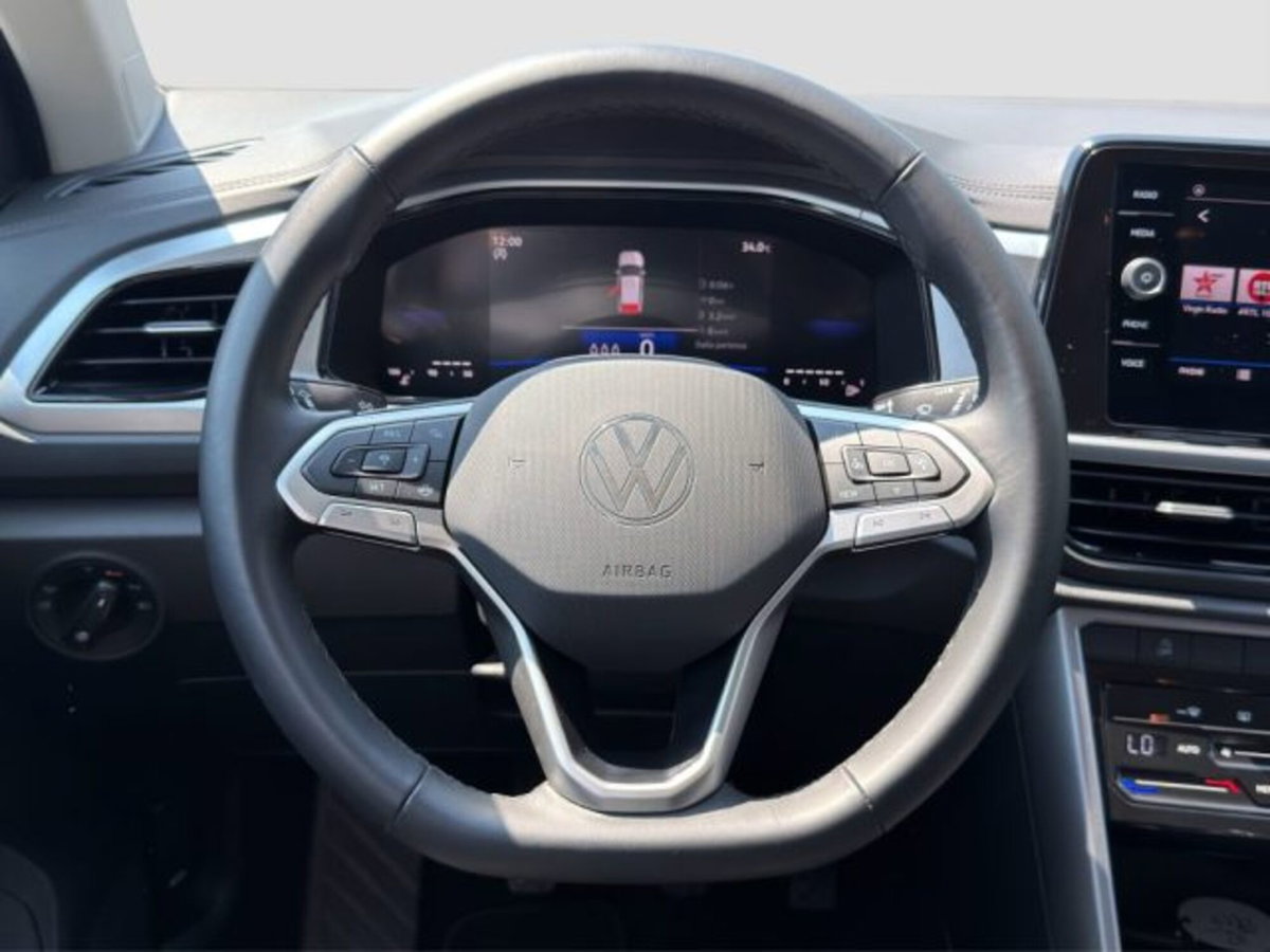 Volkswagen T-Roc 1.0 tsi Life 115cv (13)