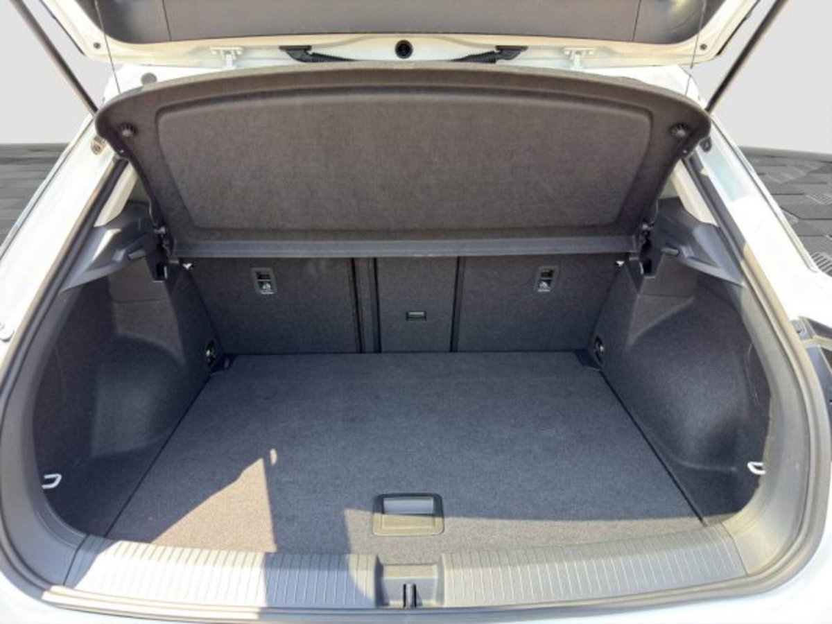 Volkswagen T-Roc 1.0 tsi Life 115cv (14)