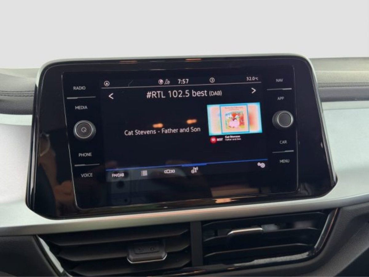 Volkswagen T-Roc 2.0 tdi Life 150cv dsg (17)